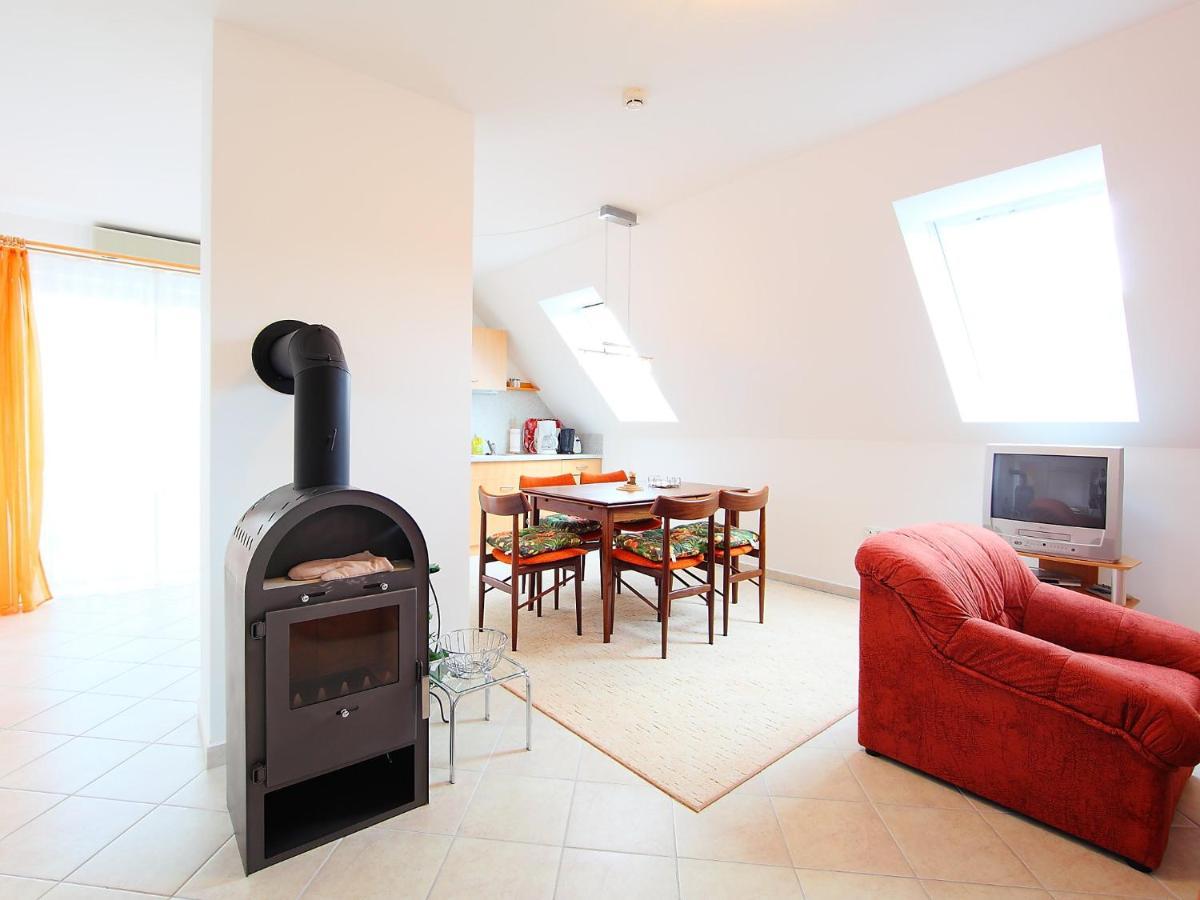 Apartment Amarillo 3-3 By Interhome Balatonkeresztúr Eksteriør bilde